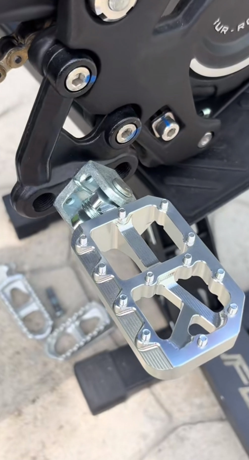 Silver Surron/Talaria/E-ride pro pegs